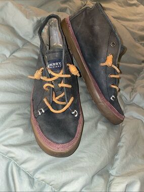 Sperry Black Boat Shoes with Tan Laces and Brown Sole